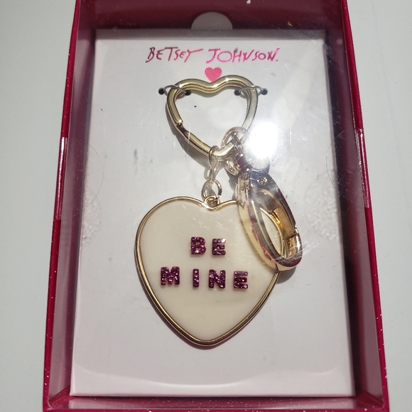 Betsey Johnson Accessories - Betsey Johnson keychain